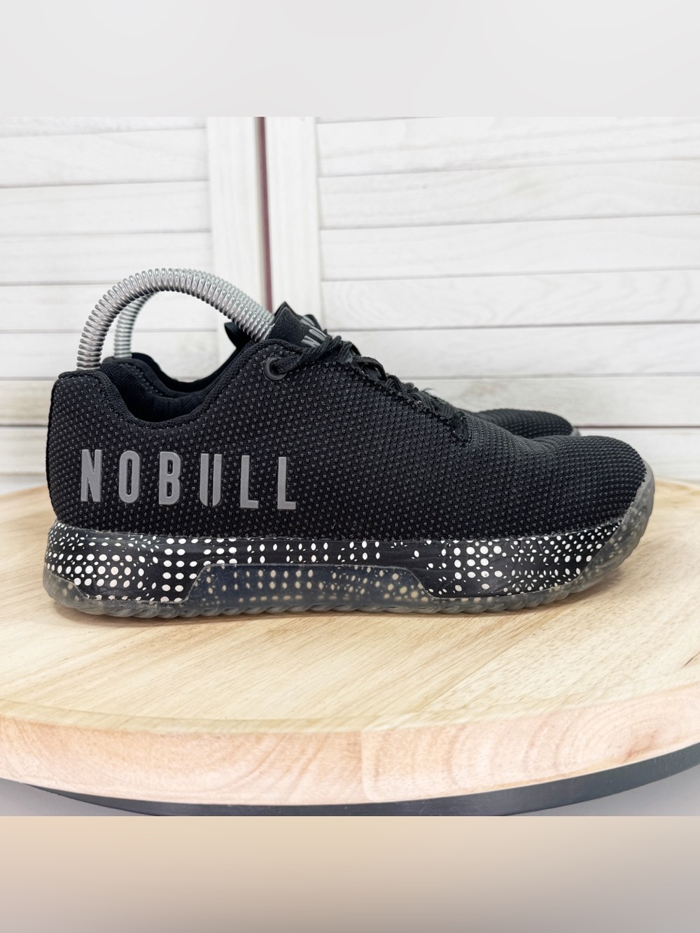 NoBull Outwork Low Top Lace Up Training Sneakers Black Dot Women 7 Men 5.5